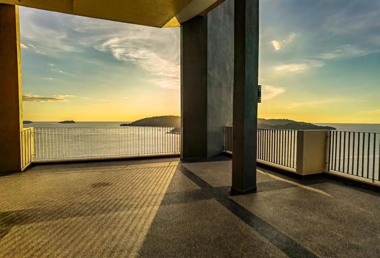 Jesselton Quay Sea View Hotel Kota Kinabalu Exterior photo